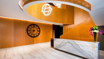 Mirabeau Park Hotel & Convention Center