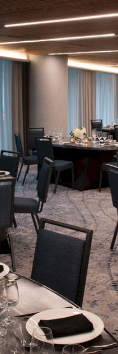 Mirabeau Park Hotel & Convention Center